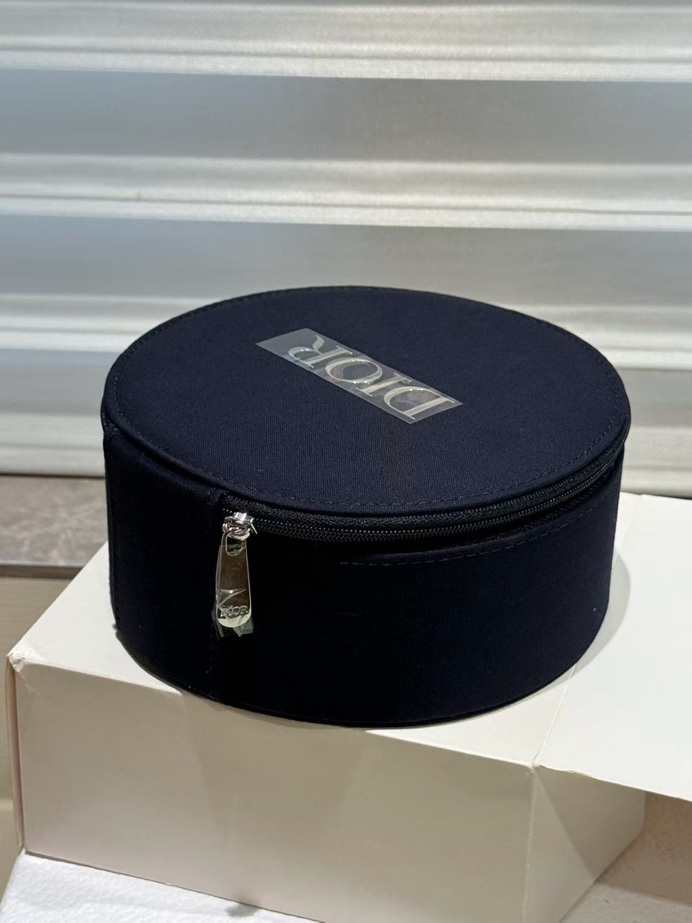 Dior Beauty Round Makeup Case
